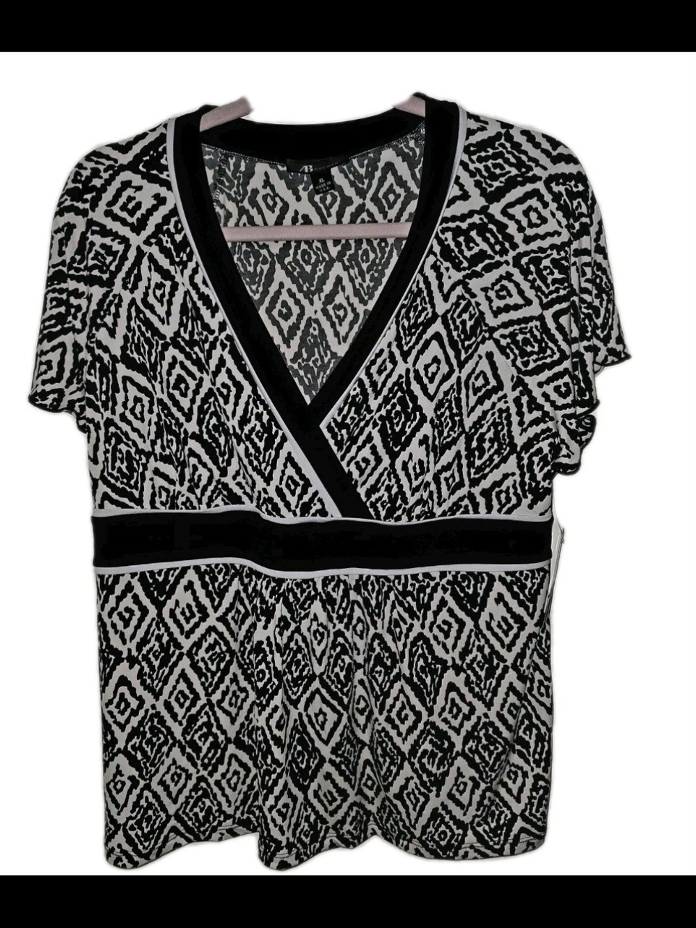 New AB Studio XL Black & White Geometric Design Empire Waist Top NWT